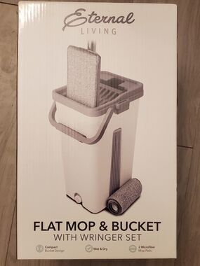 Flat Mop & Bucket Set w/ Wringer | 2 Microfiber Pads | New